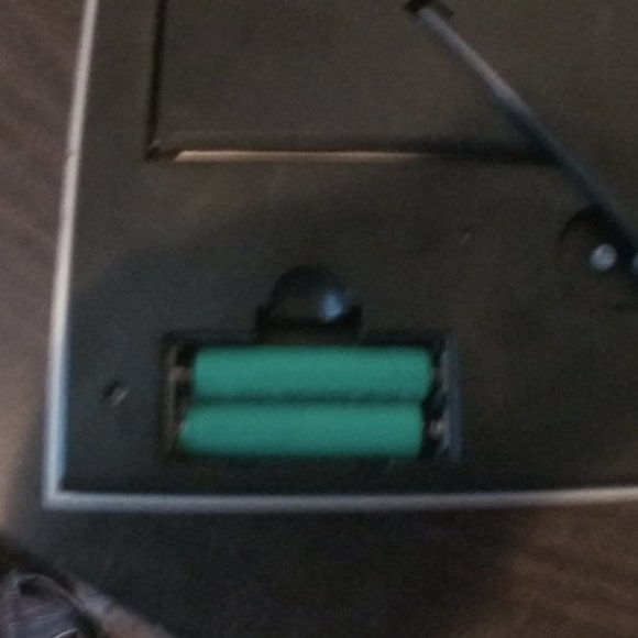 Lifestyle Products 4 x 6 Photo Frame Alarm Clock - Picture 5 of 5